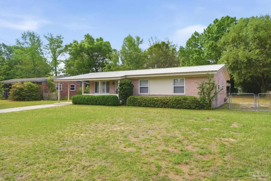 6509 Lark Ave, Milton, FL 32570 - #2