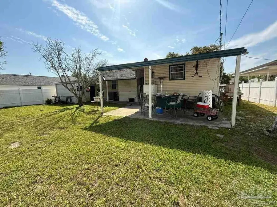 408 Labree Rd, Pensacola, FL 32507 - #3