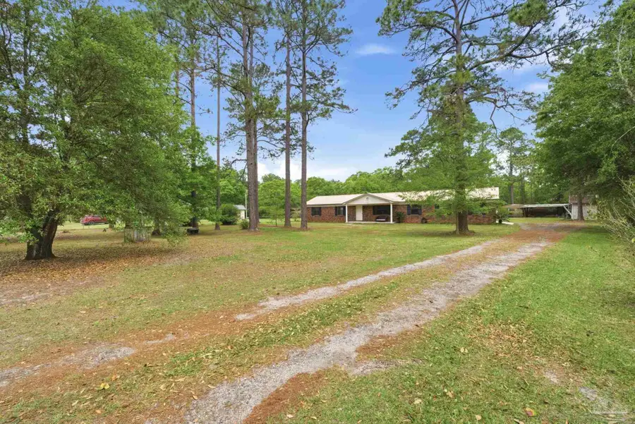 150 Emmons Ln, Pensacola, FL 32506 - #2