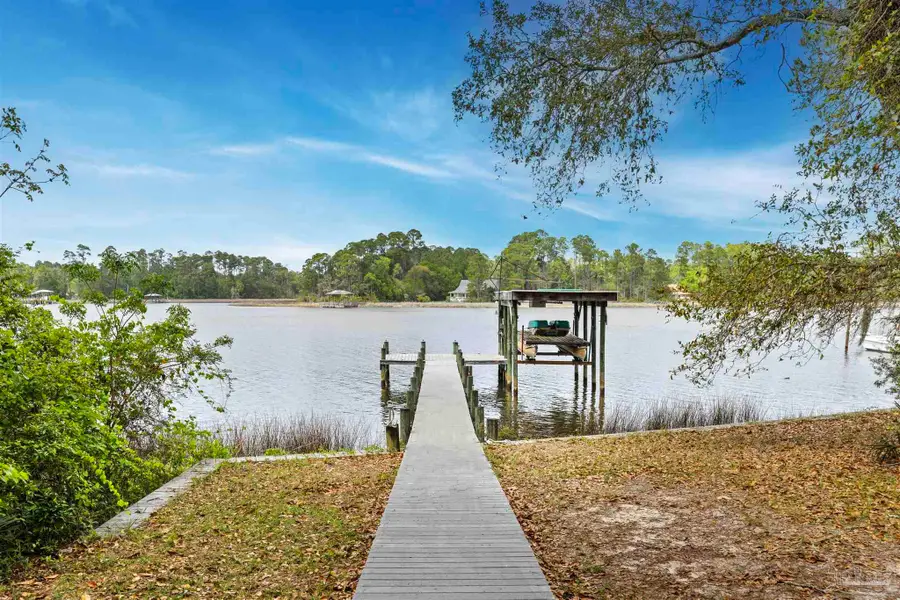 5010 San Miguel St, Milton, FL 32583 - #2