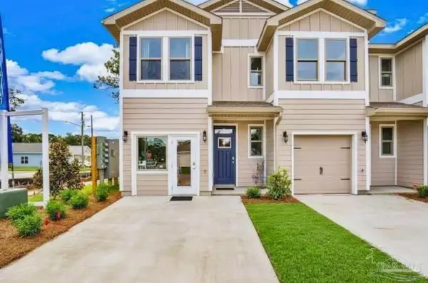 9515 Nature Creek Cir, Pensacola, FL 32526