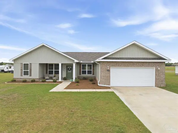 9235 Salter Rd, Pace, FL 32571