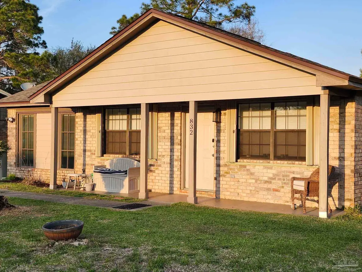 832 Amberwood Dr, Pensacola, FL 32506 - #1