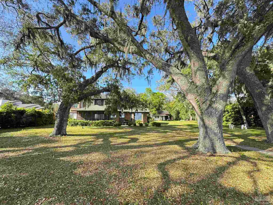 4156 Beach Dr, Niceville, FL 32578 - #3