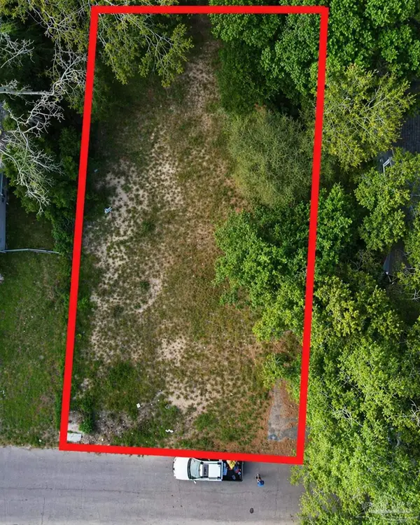 3714 W Gadsden St, Pensacola, FL 32505