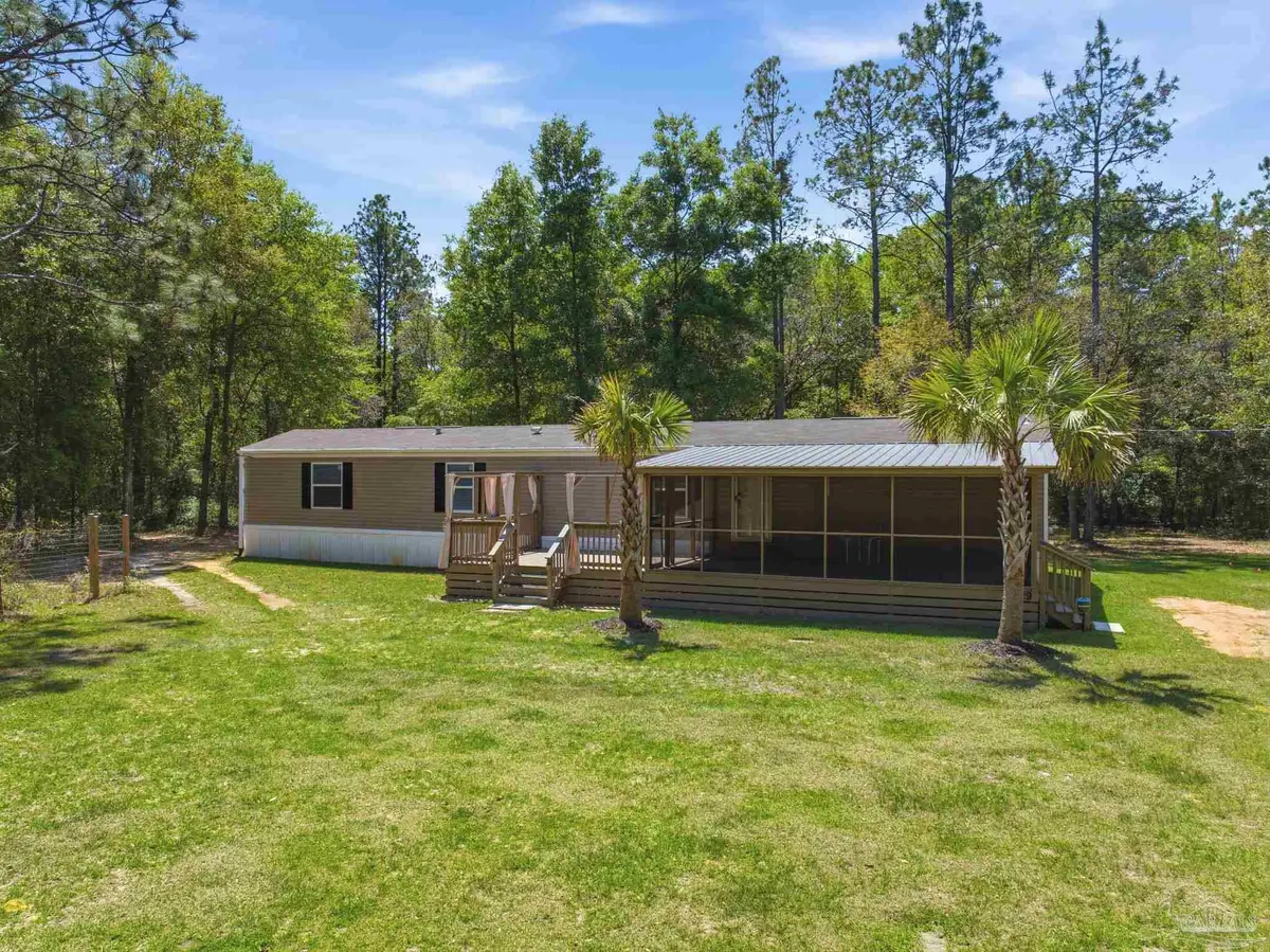 4729 Nichols Creek Rd, Milton, FL 32583 - #1