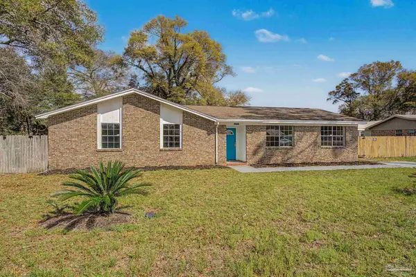 6535 Kennington Cir, Milton, FL 32570