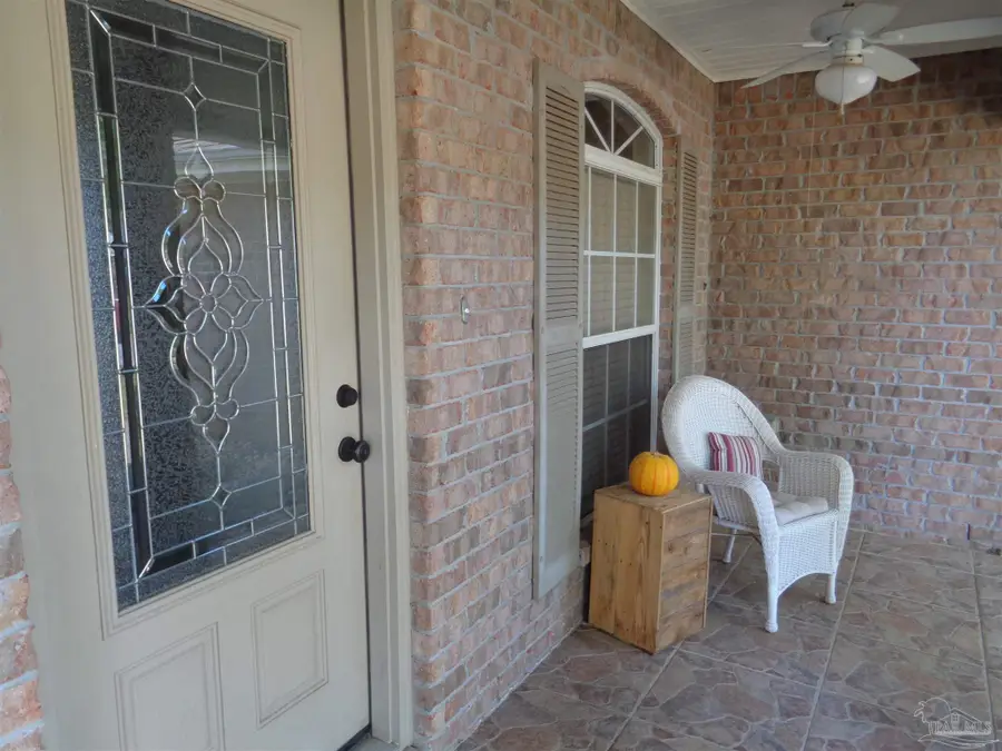 3984 Holleyberry Ln, Milton, FL 32583 - #3