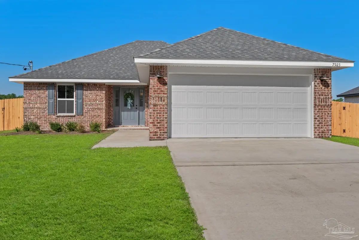 7925 Twin Lake Dr, Milton, FL 32583 - #1