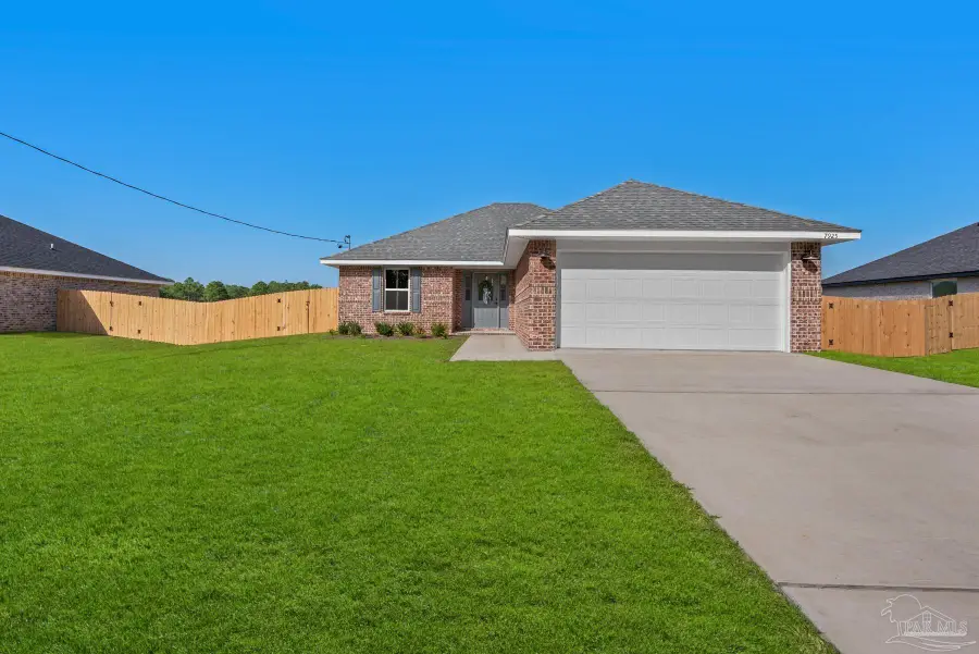 7925 Twin Lake Dr, Milton, FL 32583 - #3