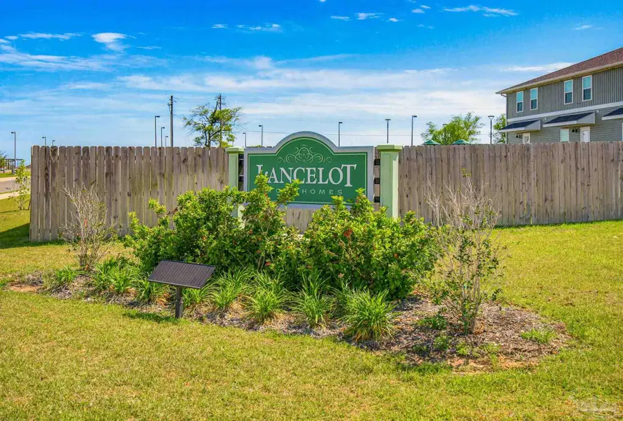 4062 Pendragon Cir, Milton, FL 32583 - #3