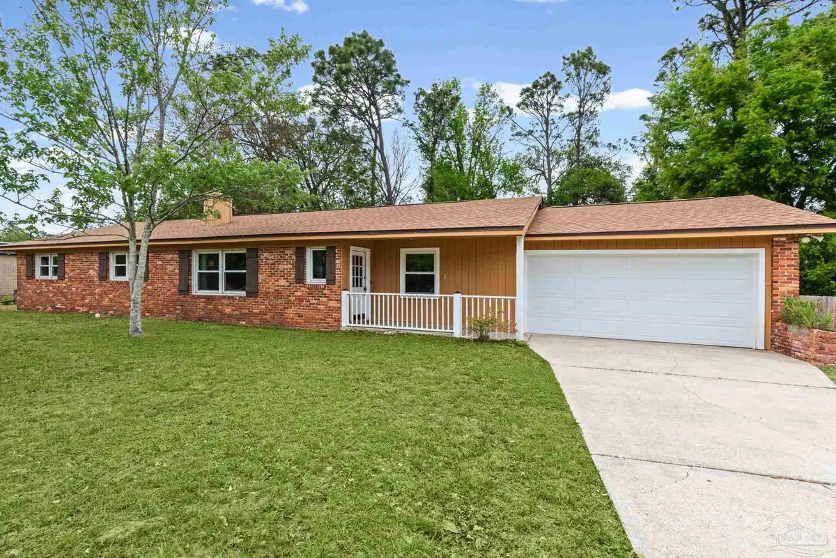2958 Swan Ln, Pensacola, FL 32504 - #1