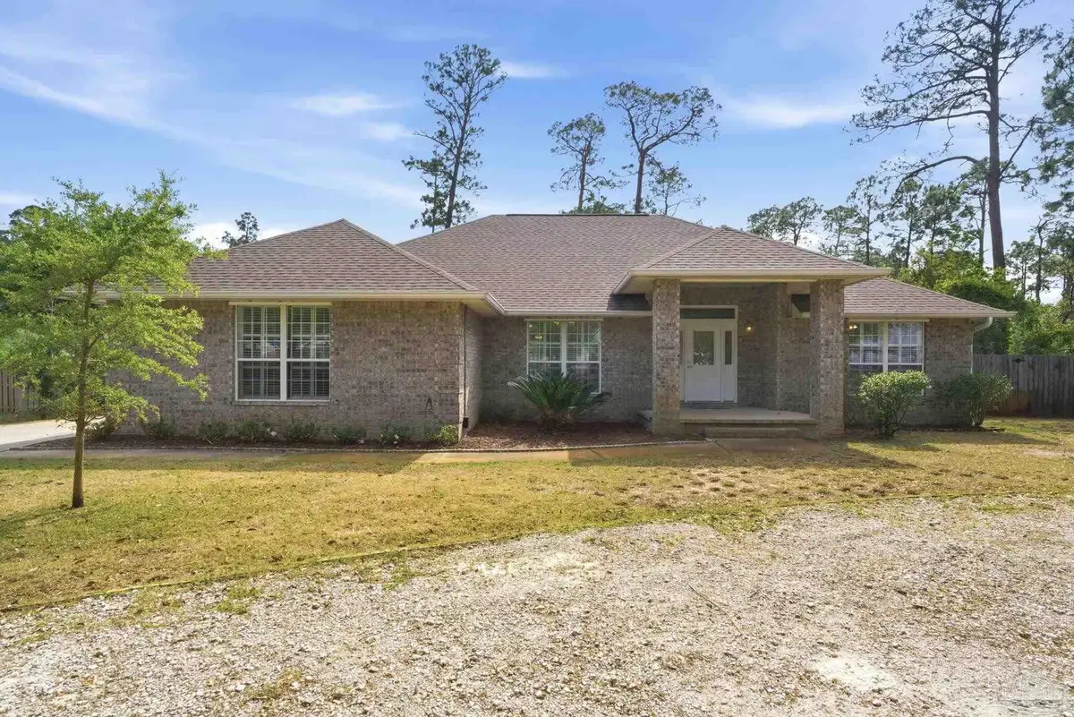 5467 North Shore Rd, Pensacola, FL 32507 - #1