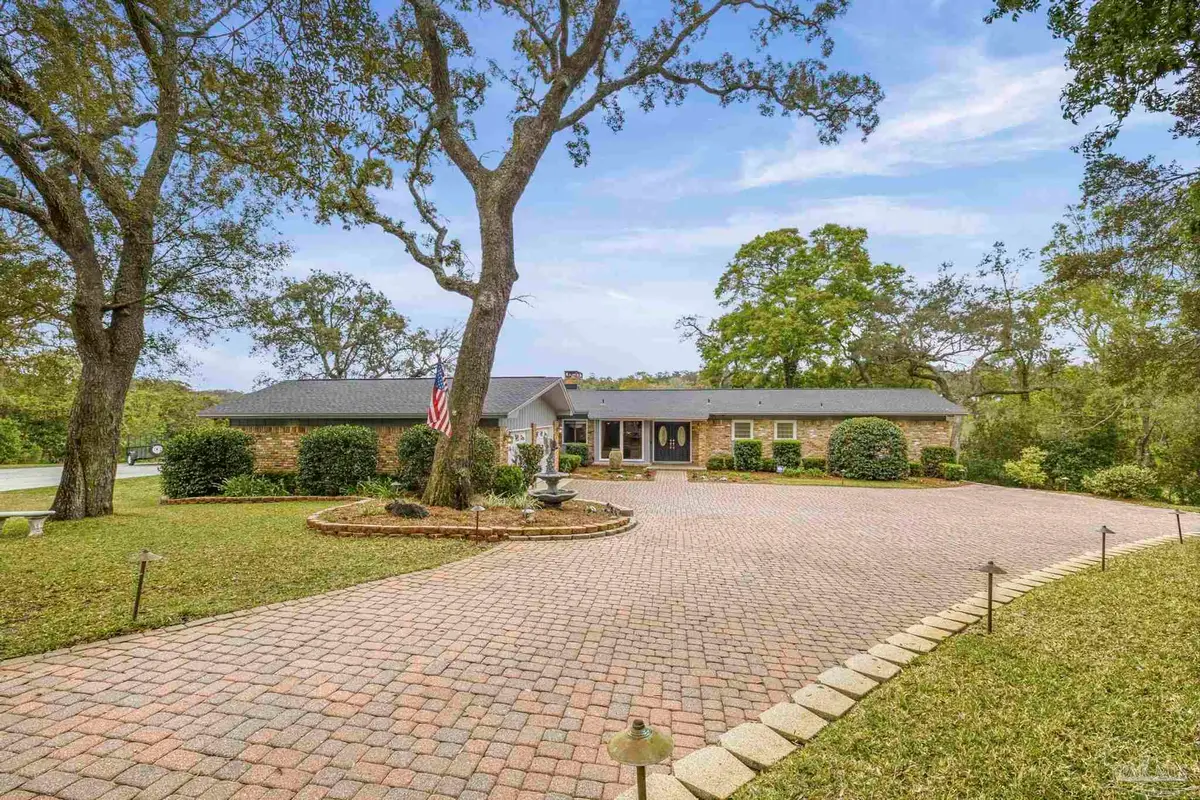 7 Krivik Ct, Fort Walton Beach, FL 32547 - #1