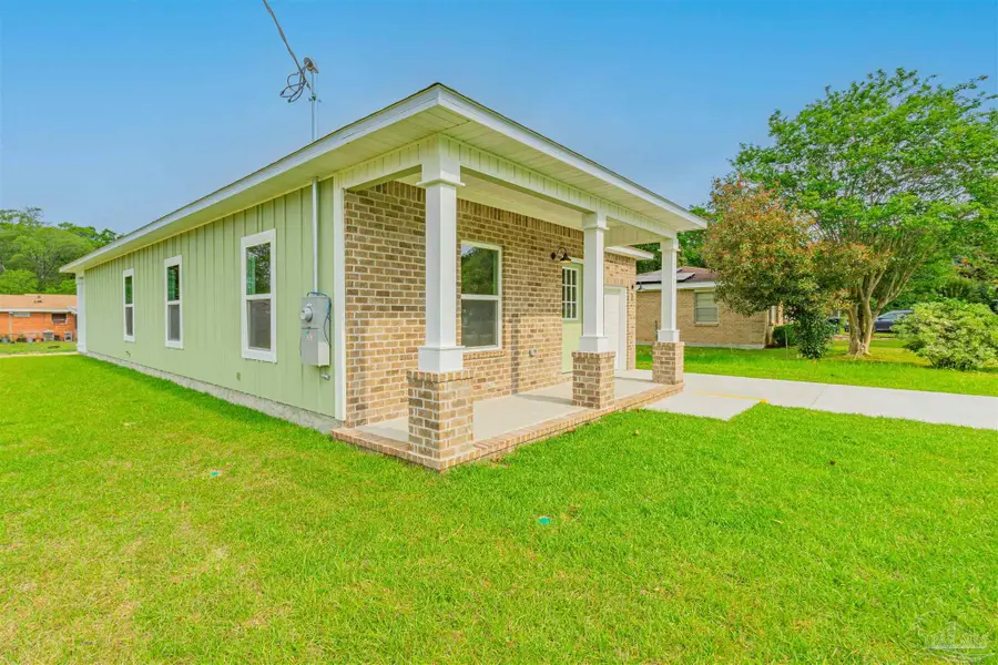 7111 Mcadam Ct, Pensacola, FL 32504 - #2