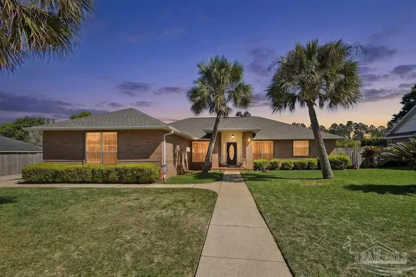 2406 Jewell Lee Ln, Pensacola, FL 32526