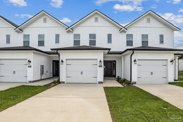 8104 Carl Dean St, Pensacola, FL 32514
