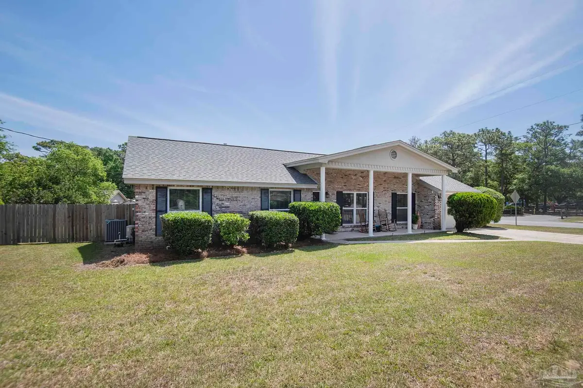 5700 Langley Cir, Pensacola, FL 32504 - #1