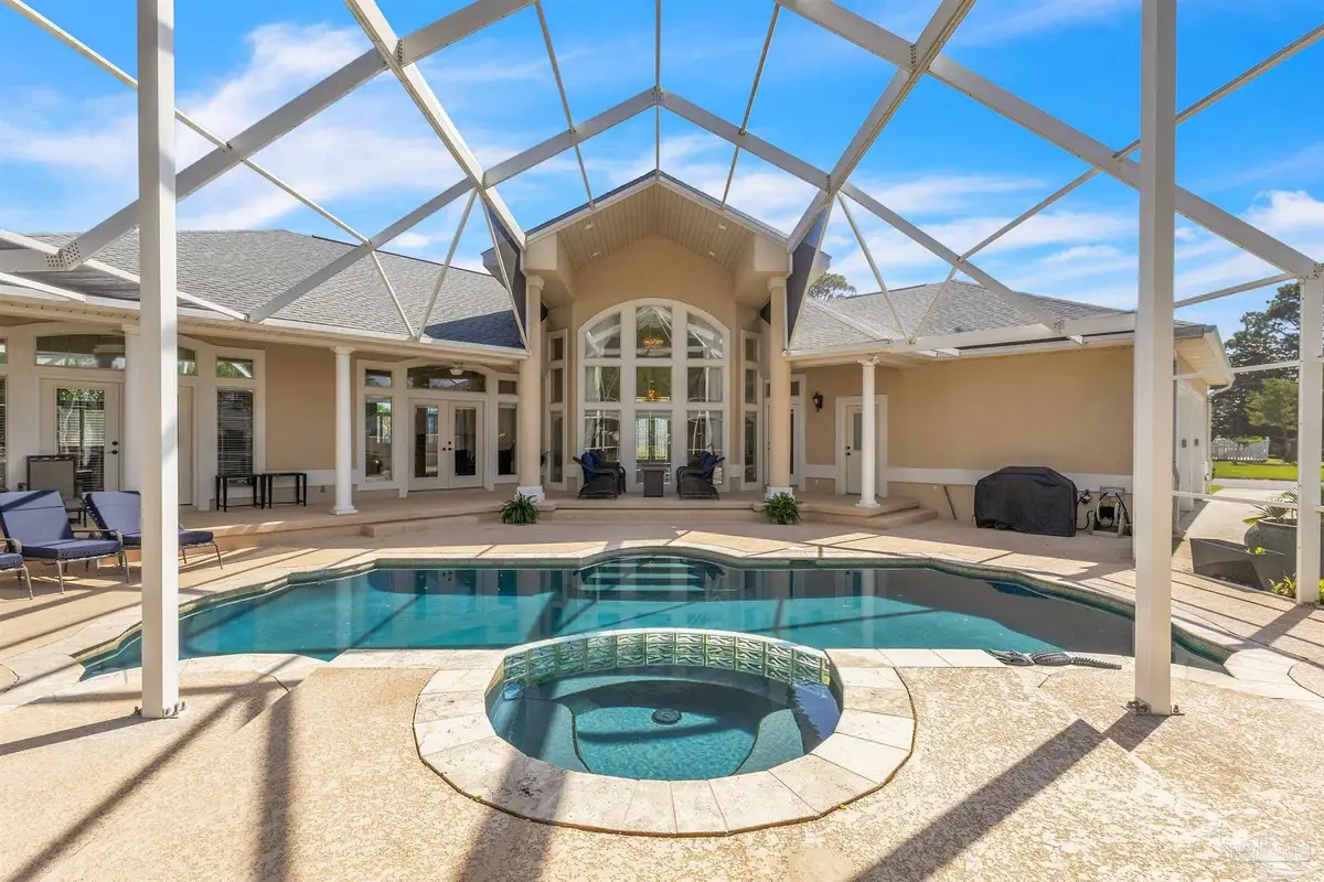 1 Pueblo Dr, Pensacola, FL 32507 - #1