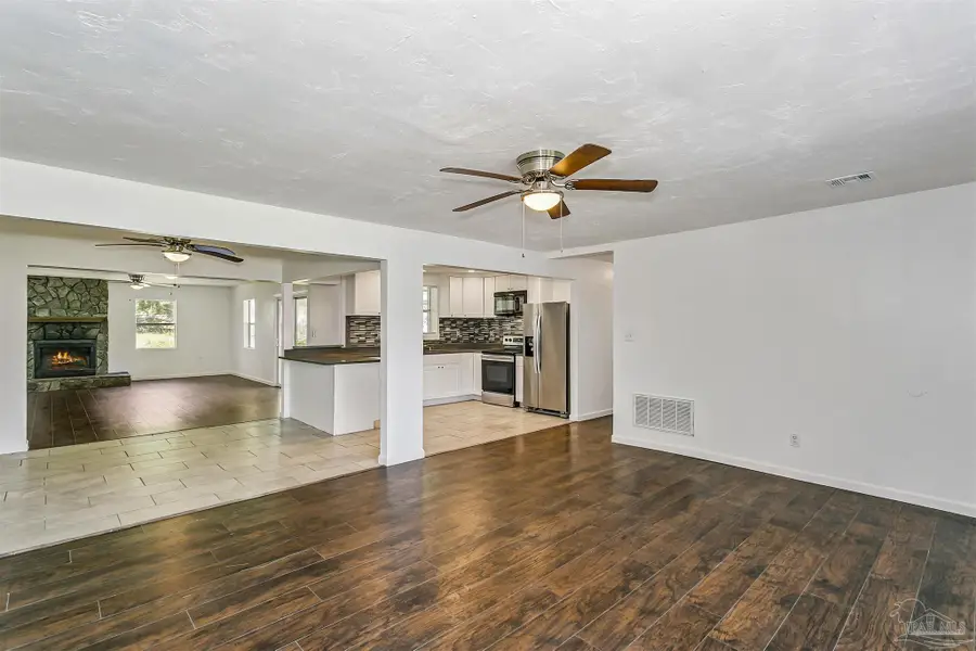 7245 Lockhart St, Pensacola, FL 32526 - #3
