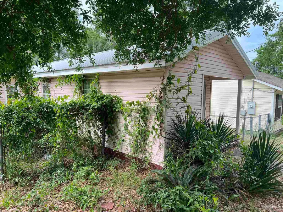 213 E Lakeview Ave, Pensacola, FL 32503 - #2