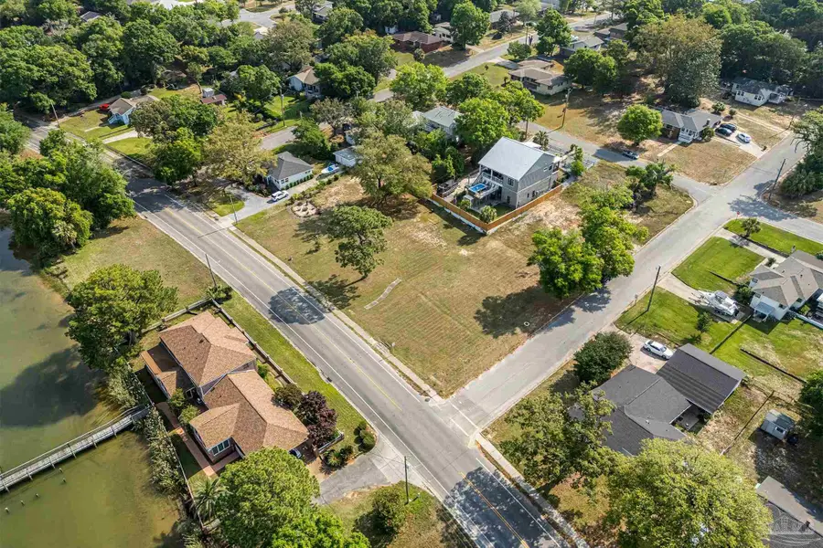 1206 Bayou Blvd, Pensacola, FL 32503 - #2