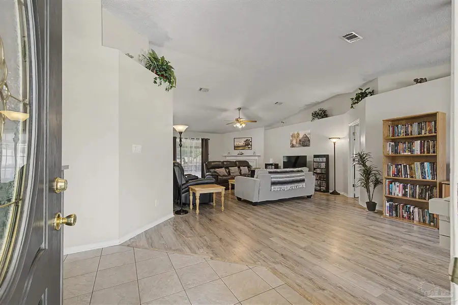 716 Valley Grande Rd, Pensacola, FL 32514 - #3