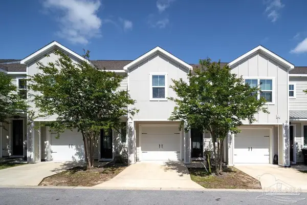 266 Junction Ave, Pensacola, FL 32502