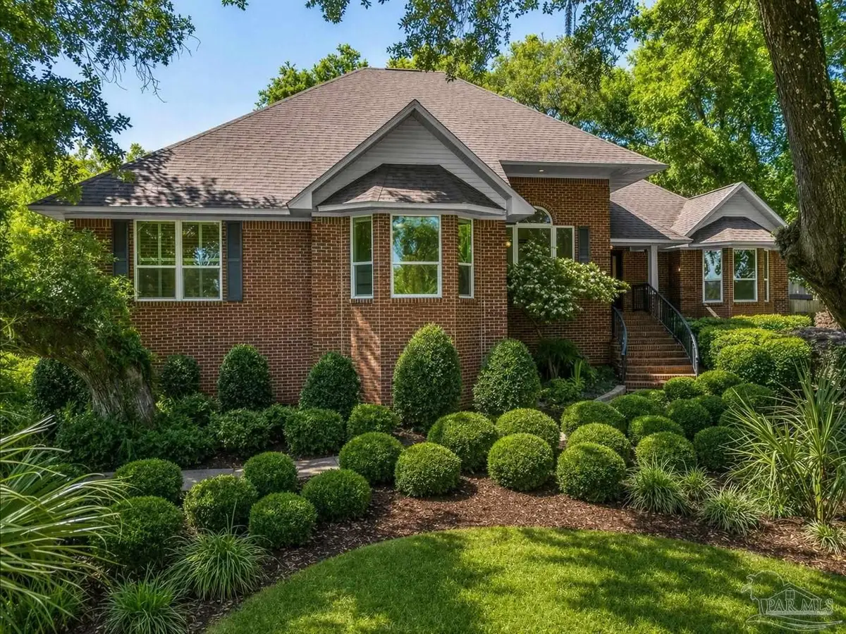 4700 Bohemia Dr, Pensacola, FL 32504 - #1