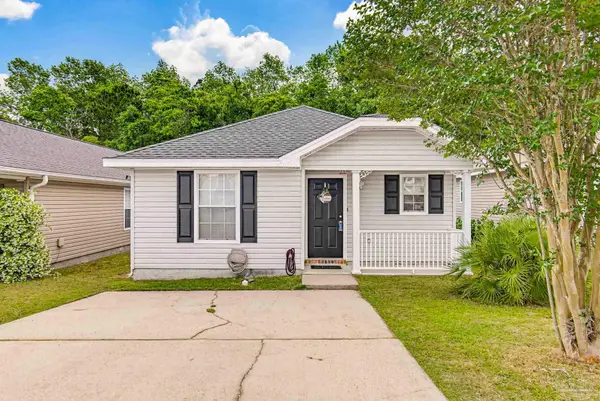 1135 Brownfield Rd, Pensacola, FL 32526