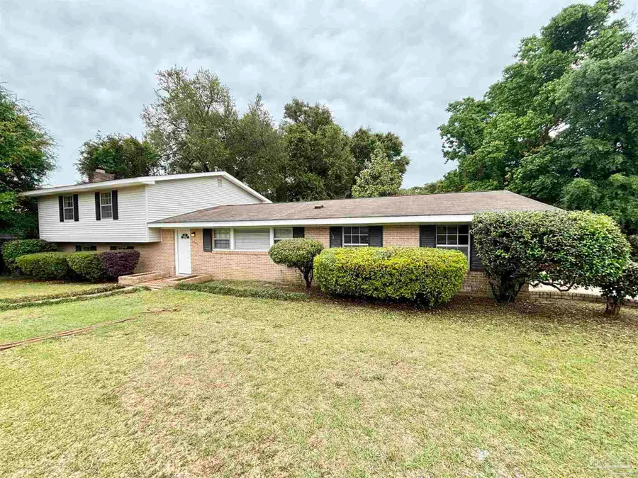 6384 Confederate Dr, Pensacola, FL 32503 - #2