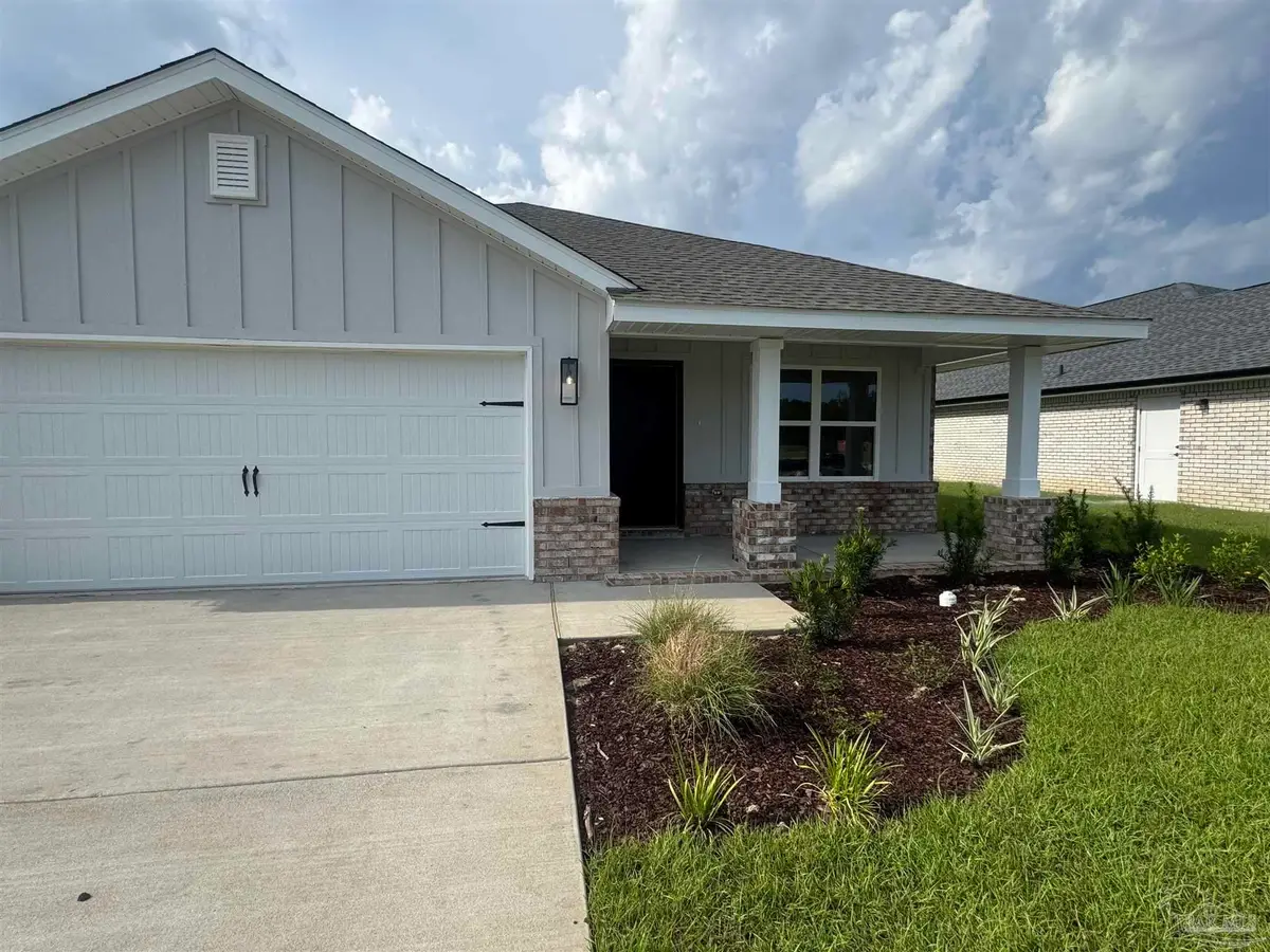 5286 Hidden Pines Cir, Milton, FL 32583 - #1