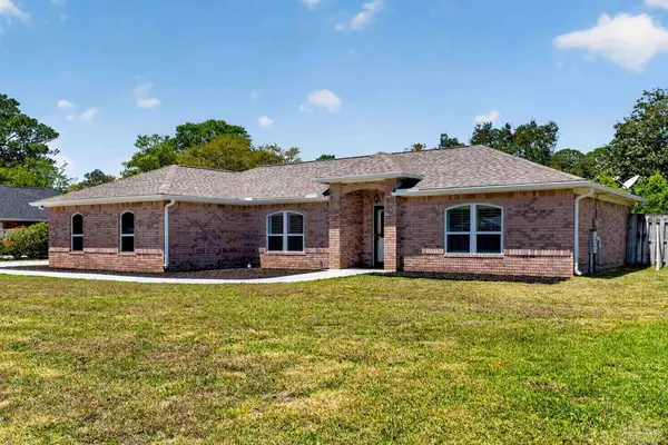 5196 Choctaw Ave, Pensacola, FL 32507