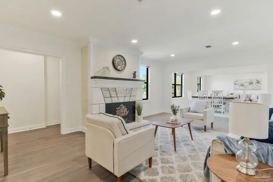 1301 W Lee St, Pensacola, FL 32501 - #2