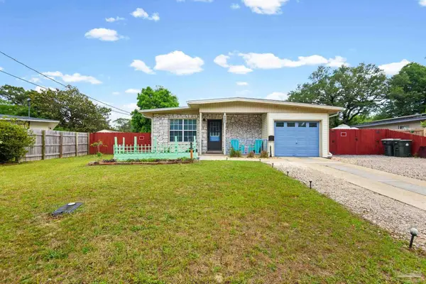 903 Clearview Ave, Pensacola, FL 32505