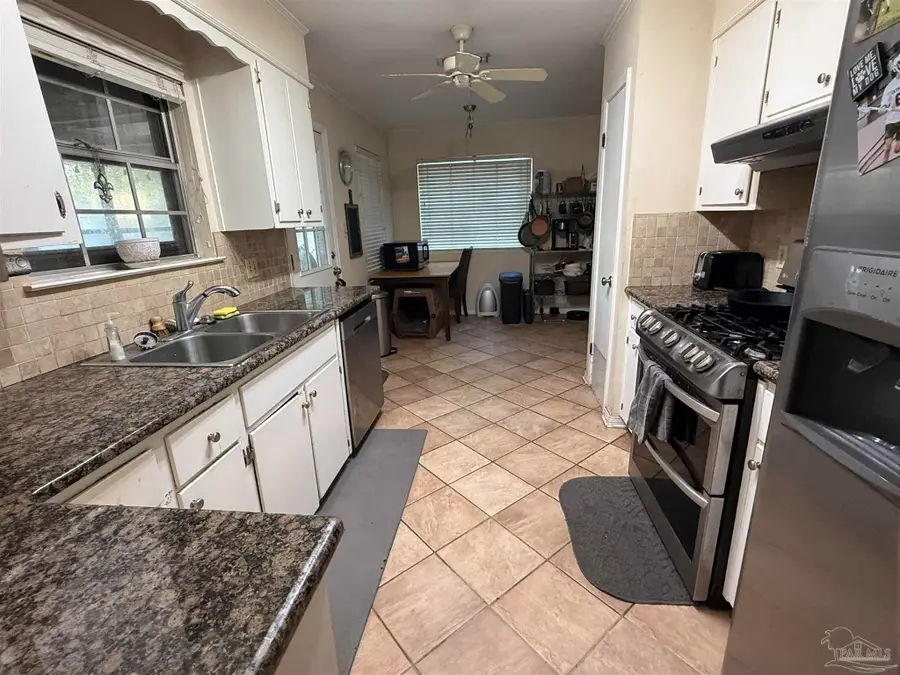 3565 Tyler Ave, Pensacola, FL 32503 - #3