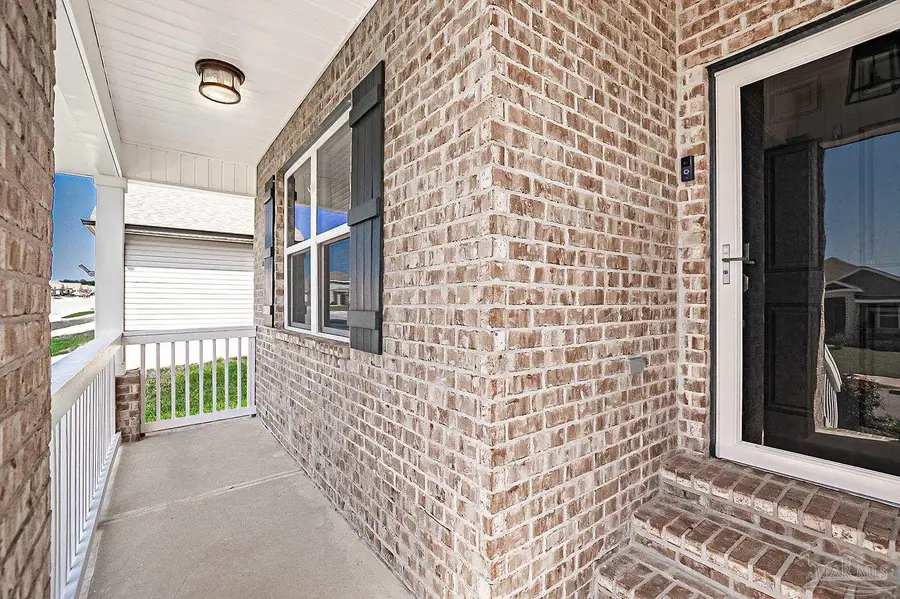 5590 Guinevere Ln, Milton, FL 32583 - #3