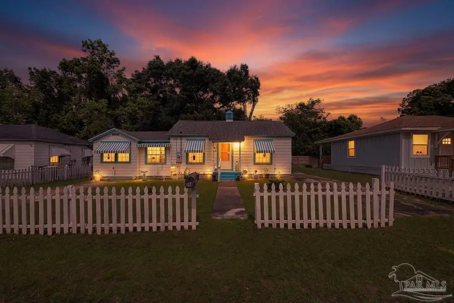 514 Fitzgerald St, Pensacola, FL 32505 - #2