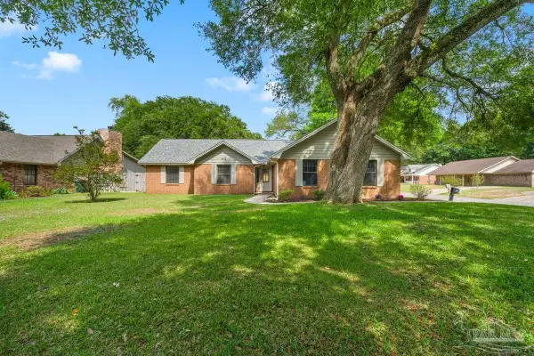 8412 Belle Meadow Blvd, Pensacola, FL 32514
