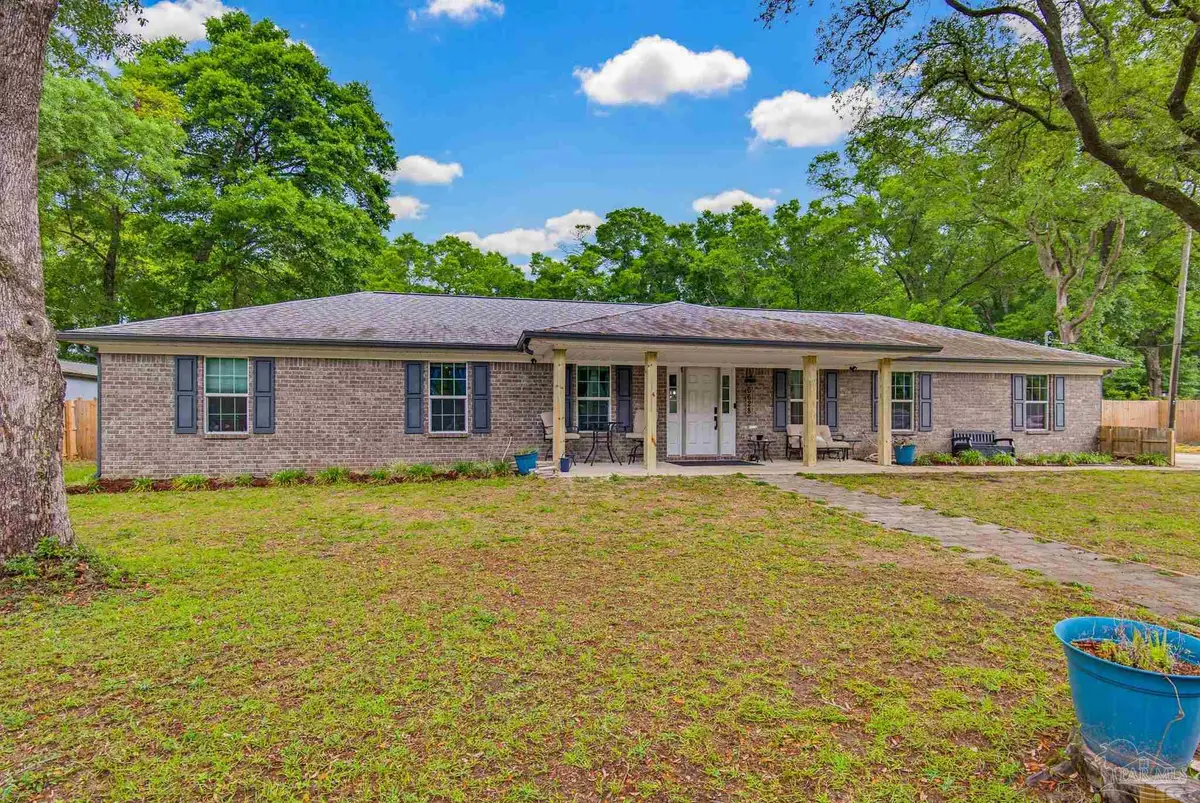 6628 Hinote St, Milton, FL 32570 - #1