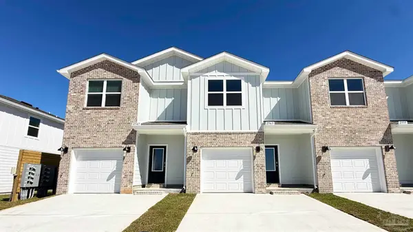 2382 Cliff Hollow Cir, Gulf Breeze, FL 32563