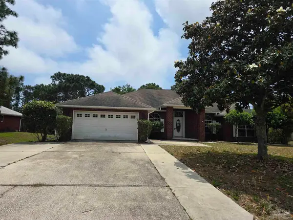 7303 Frankfort St, Navarre, FL 32566