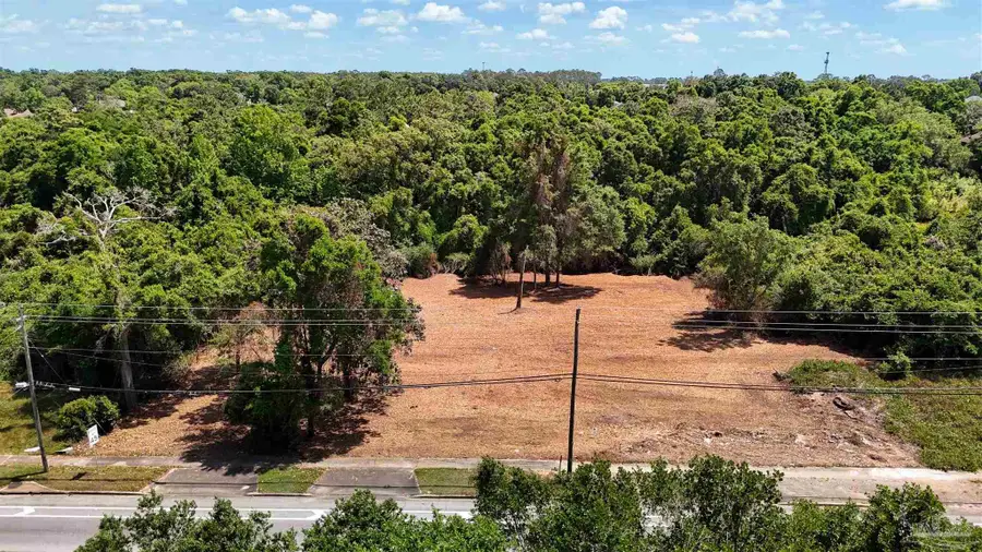 9820 N Davis Hwy, Pensacola, FL 32514 - #2
