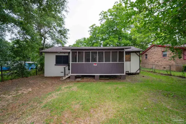107 Sheppard St, Cantonment, FL 32533