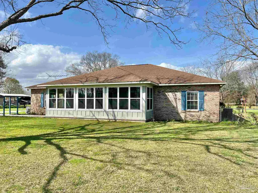 2259 E Laurel St, Atmore, AL 36502 - #2