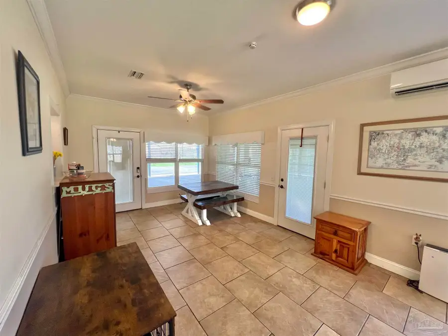 2259 E Laurel St, Atmore, AL 36502 - #3