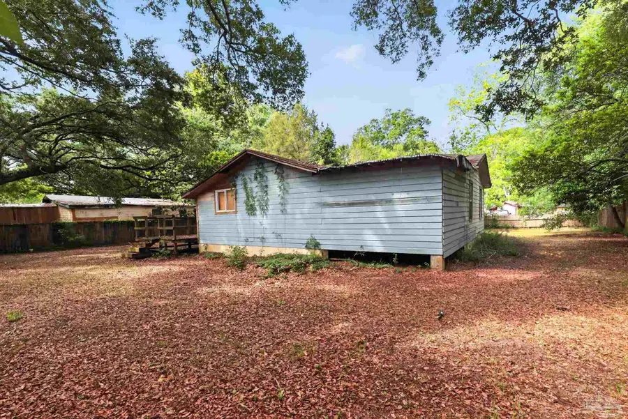8608 Grimsley St, Pensacola, FL 32534 - #2