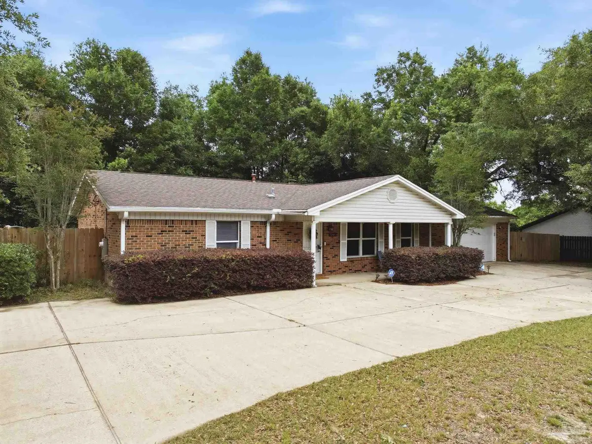 7046 Rolling Hills Rd, Pensacola, FL 32505 - #1