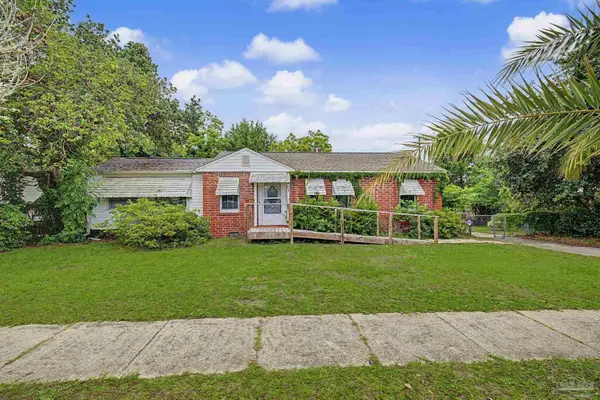 333 Gibbs Rd, Pensacola, FL 32507