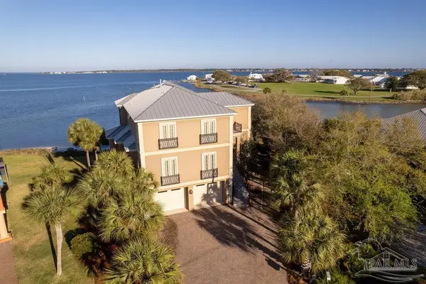 106 Matamoros Dr, Pensacola Beach, FL 32561